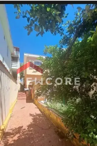 Sobrado em Rua Pirajuí - Vila Floresta - Santo André/SP