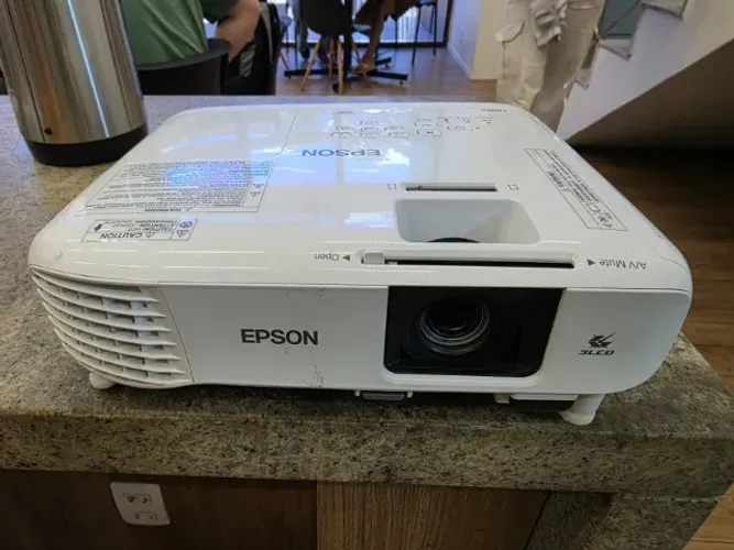 Projetor Epson PowerLite E20