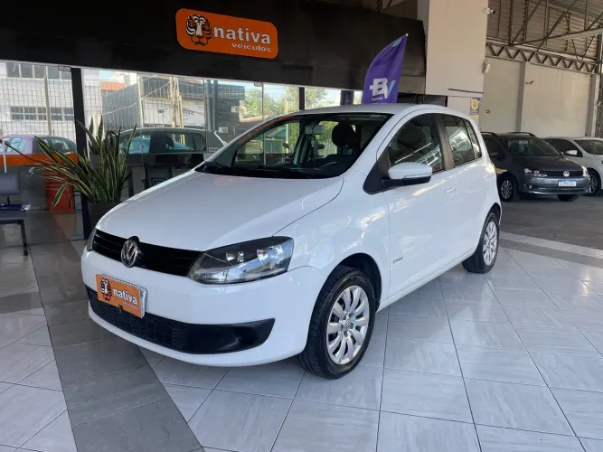 Volkswagen Fox 1.0 MI Total Flex 8V 5P 2014
