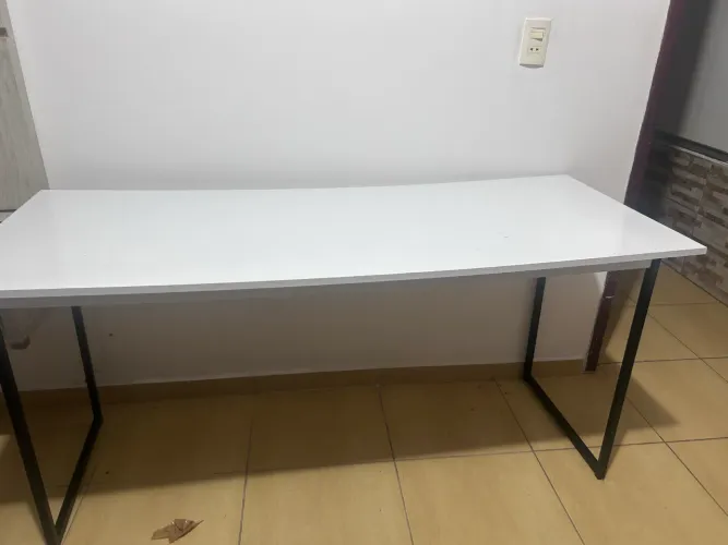 Vendo mesa e ventilador