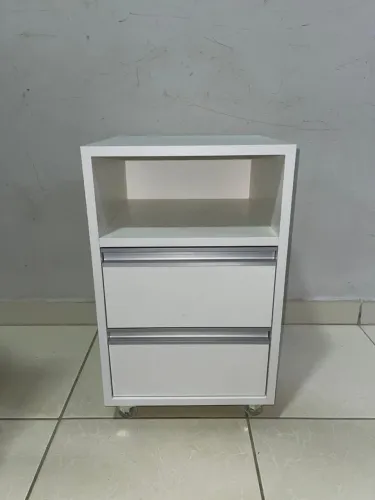 Criado mudo