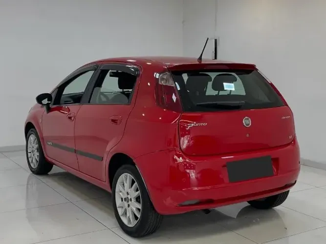 Fiat Punto Attractive 1.4 Fire Flex 8V 5P 2012