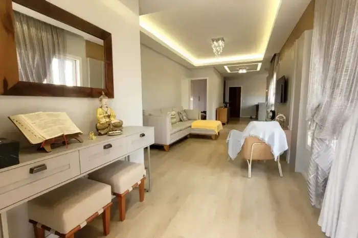 Casa moderna com 2 suítes no Carianos | Conforto e localização estratégica em Florianópoli