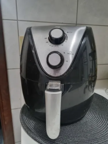 Airfryer mondial usada