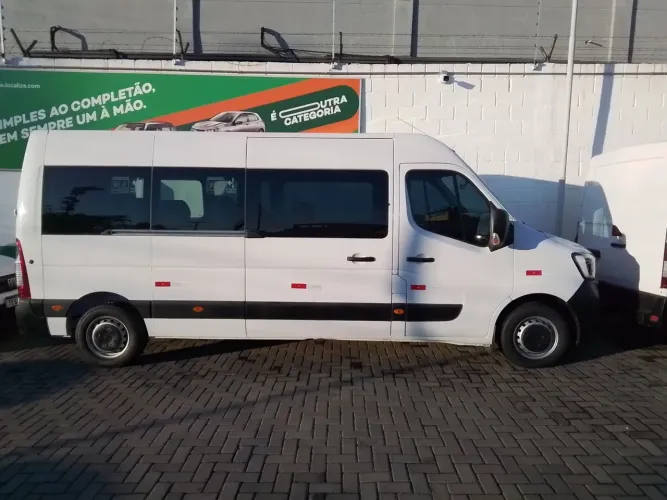 Renault Master 2.3 DCI Executive Longo 16L Dies 2025