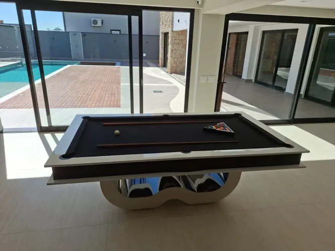 MESA DE BILHAR E JANTAR