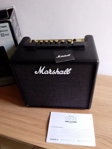 Amplificador Marshall CODE 25