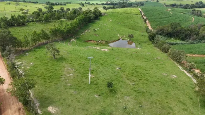 SÍTIO A VENDA COM 22 MIL M² - AÇUDE, DOCUMENTAÇÃO OK