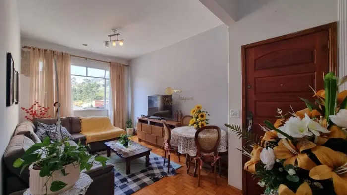 Apartamento para Venda em Teresópolis, Várzea, 2 dormitórios, 1 banheiro, 1 vaga