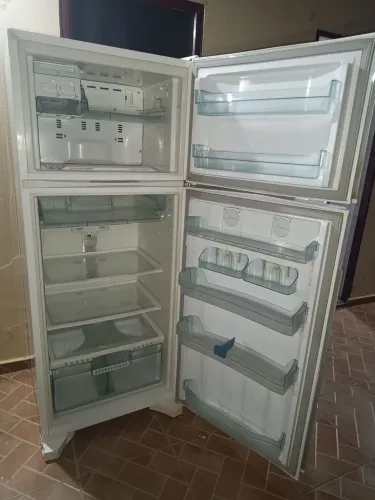 Geladeira Brastemp Frost Free 409 litros em ótimo estado !