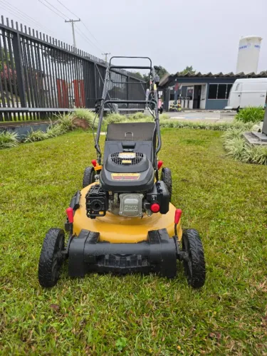 Cortador  de grama buffalo tracionado 