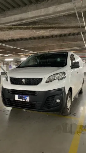 Peugeot Expert Cargo 1.5 Turbo Diesel 2023