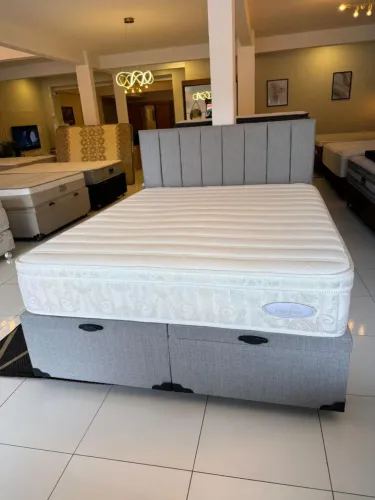 Cama BAÚ QUEEN COM COLCHÃO MAXFLEX SEMINOVO - Entrego!