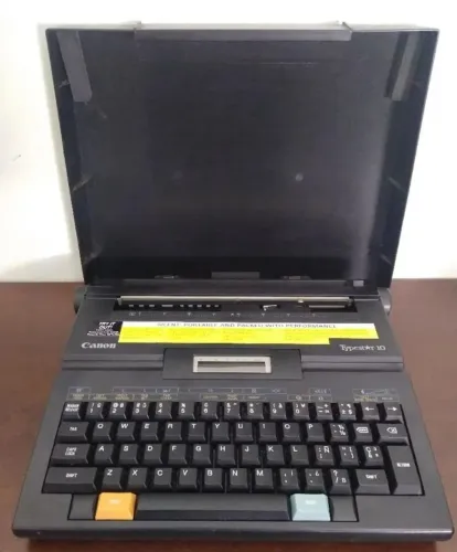 Máquina de Escrever Eletrônica Canon Typestar10