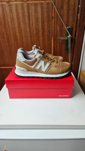 Tênis New Balance 574 Rugged - 39<br>