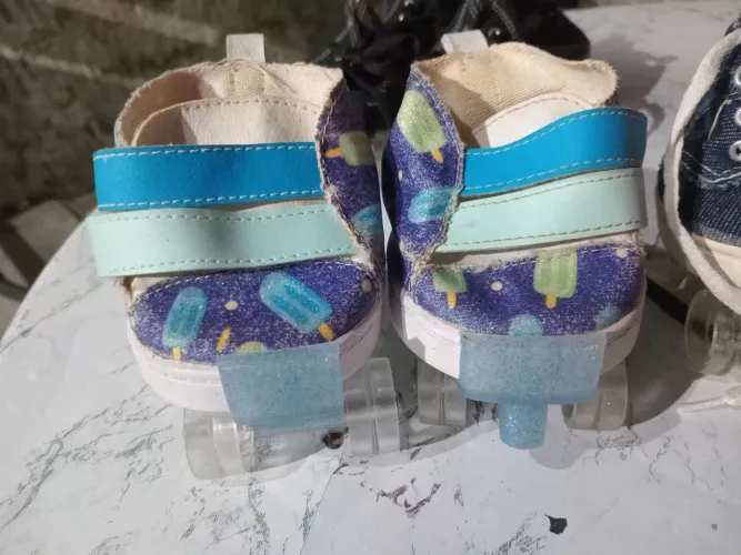 Sapatos brinquedos criamigos