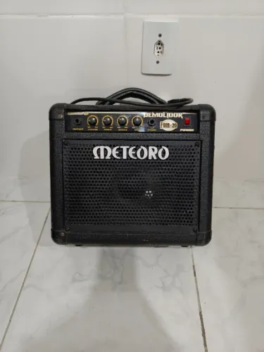 Cubo amplificador baixo meteoro FWB-20