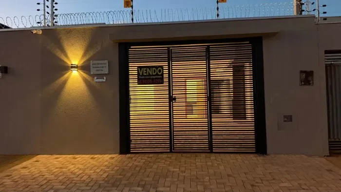 Casa para venda possui 107 metros quadrados com 3 quartos em Plano Diretor Sul - Palmas -