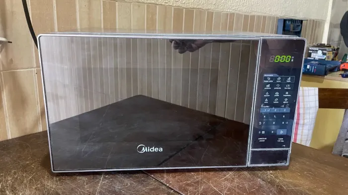 Microondas Midea 20 litros
