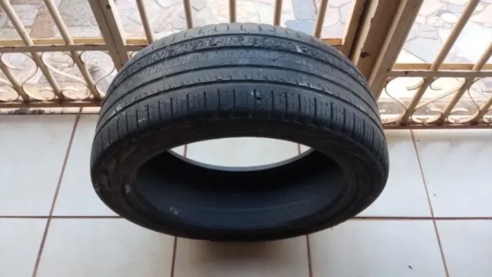 Pirelli Scorpion 235/45/19
