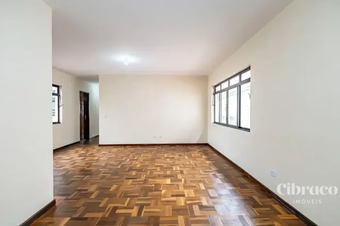 Apartamento no Centro com 3 quartos de 190,97m² - Edifício Esmeralda
