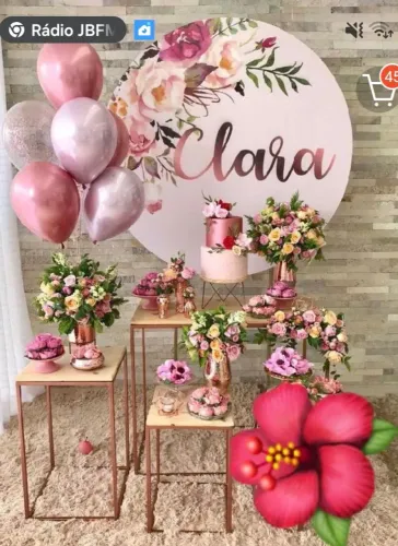 KIT FESTA ROSÊ GOLD! NOVO! (3 MESAS CUBOS + ARCO + PAINEL)