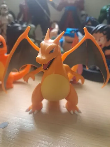 Action charizard pokemon