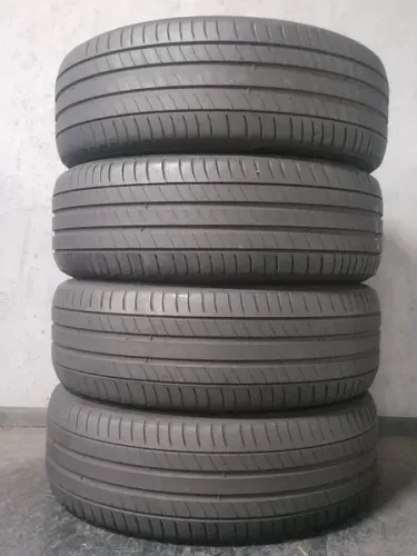 Pneu 225/60 aro 17 Michelin Primacy