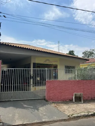 Casa à venda em Itupeva-SP, Parque Amarylis: 3 quartos, 1 sala, 2 banheiros, 1 vaga, 190m²