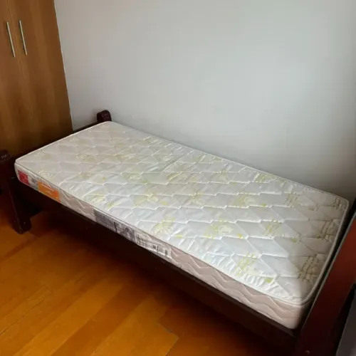 Vendo Colchão Orthocrin Royal Saúde D33 (Semi Novo)