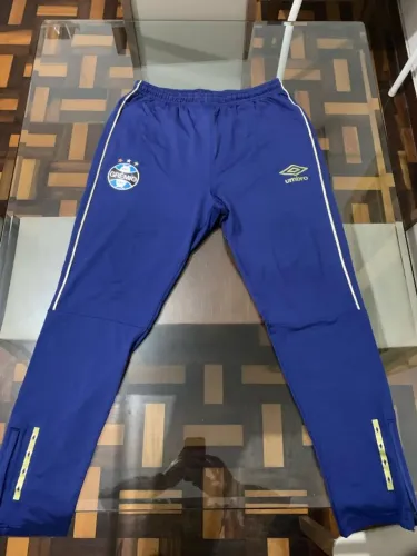 Calça de abrigo do Grêmio Umbro