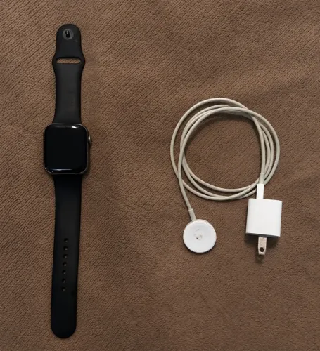 Apple Watch Series 5 44 mm