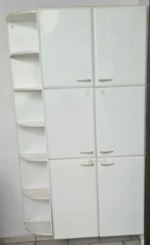 Armario paneleiro e cantoneira em aço