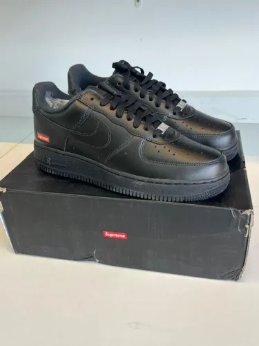 Tênis Nike Air Force 1 Low x Supreme "Black" 40