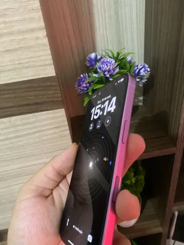 iPhone 16 rosa 128 excelente estado