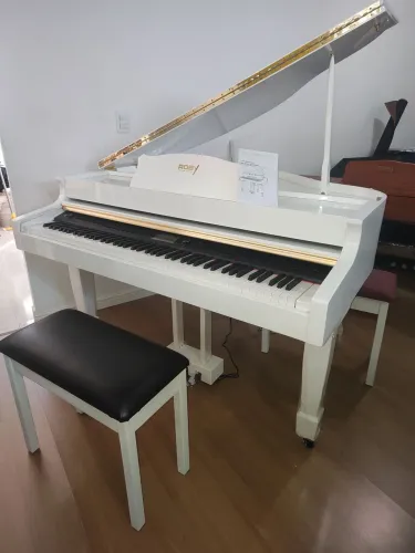 piano digital roby cauda