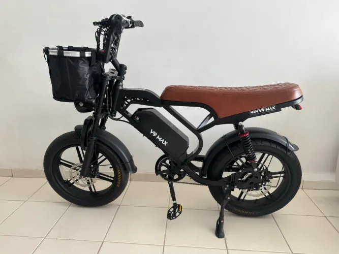 Bike Elétrica V9 Max (com 97 km)