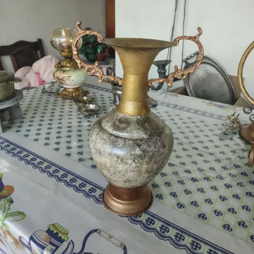 Antiguidades (RETIRADA NO LOCAL)