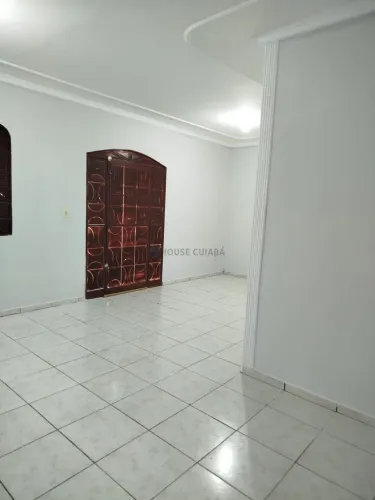 Casa 3 Quartos, esquina Parque Cuiabá