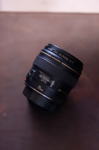 Canon EF 85mm f/1.8 USM Impecável