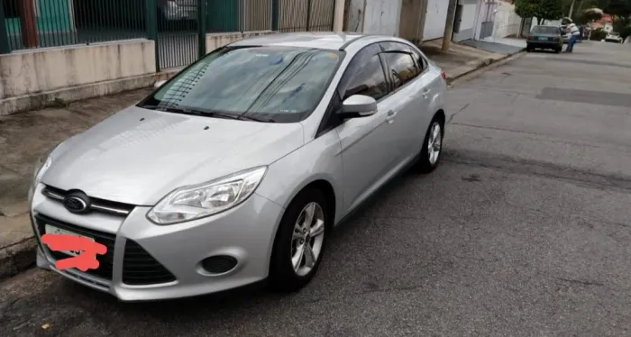 Ford Focus Sedan 1.6 16V Flex 4P Aut. 2014