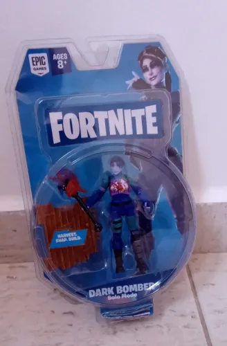 Boneco Fortnite Dark Bomber