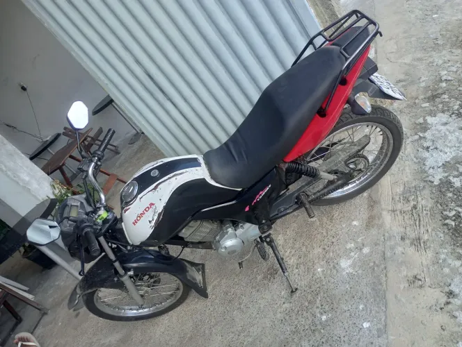 Fan 125i, toda revisada toda em dias .