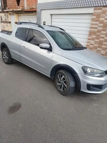 Volkswagen Saveiro Highline 1.6 T. Flex 8V CD 2015