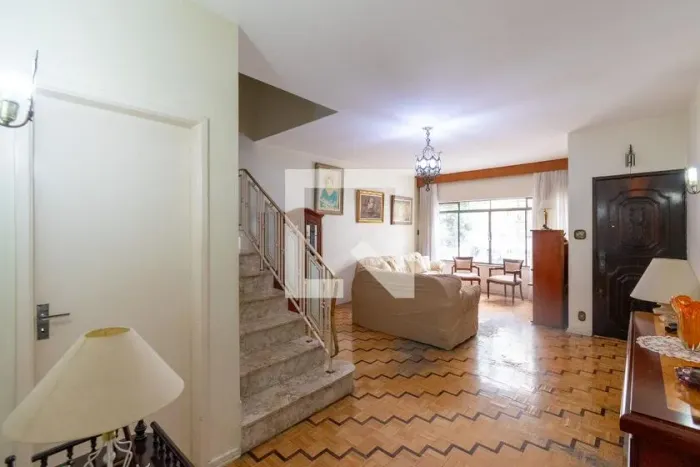 Casa à Venda - Vila Mascote, 3 Quartos, 200 m2
