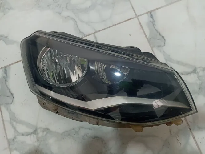 Farol lado direito Gol/ voyage G6/G7