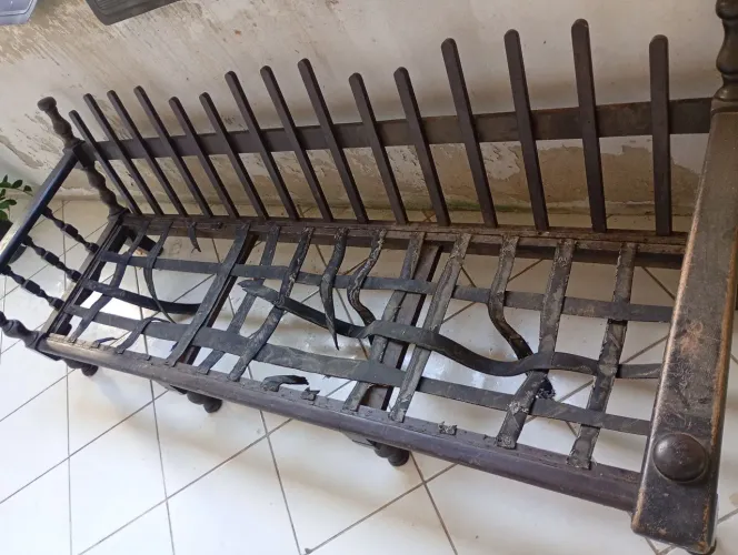 Estrutura de sofá madeira maciça