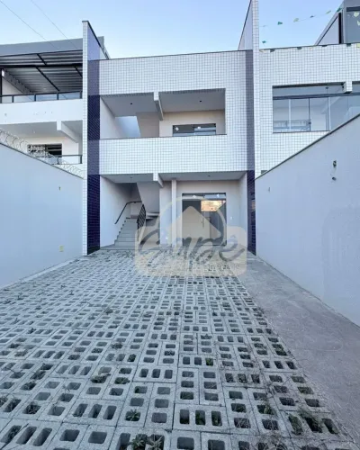 Casa Geminada à venda no bairro Vale das Orquídeas!