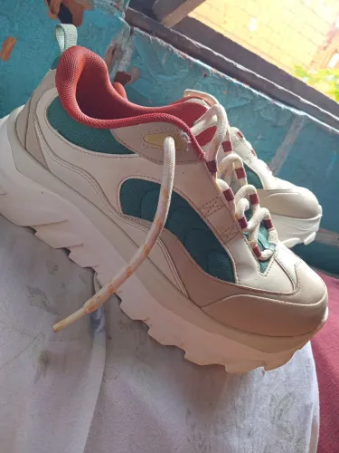 Vende-se sapato da zara