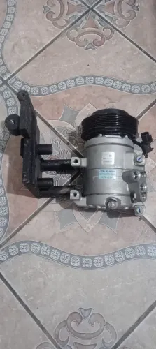 Compressor Ar-condicionado Kia. 